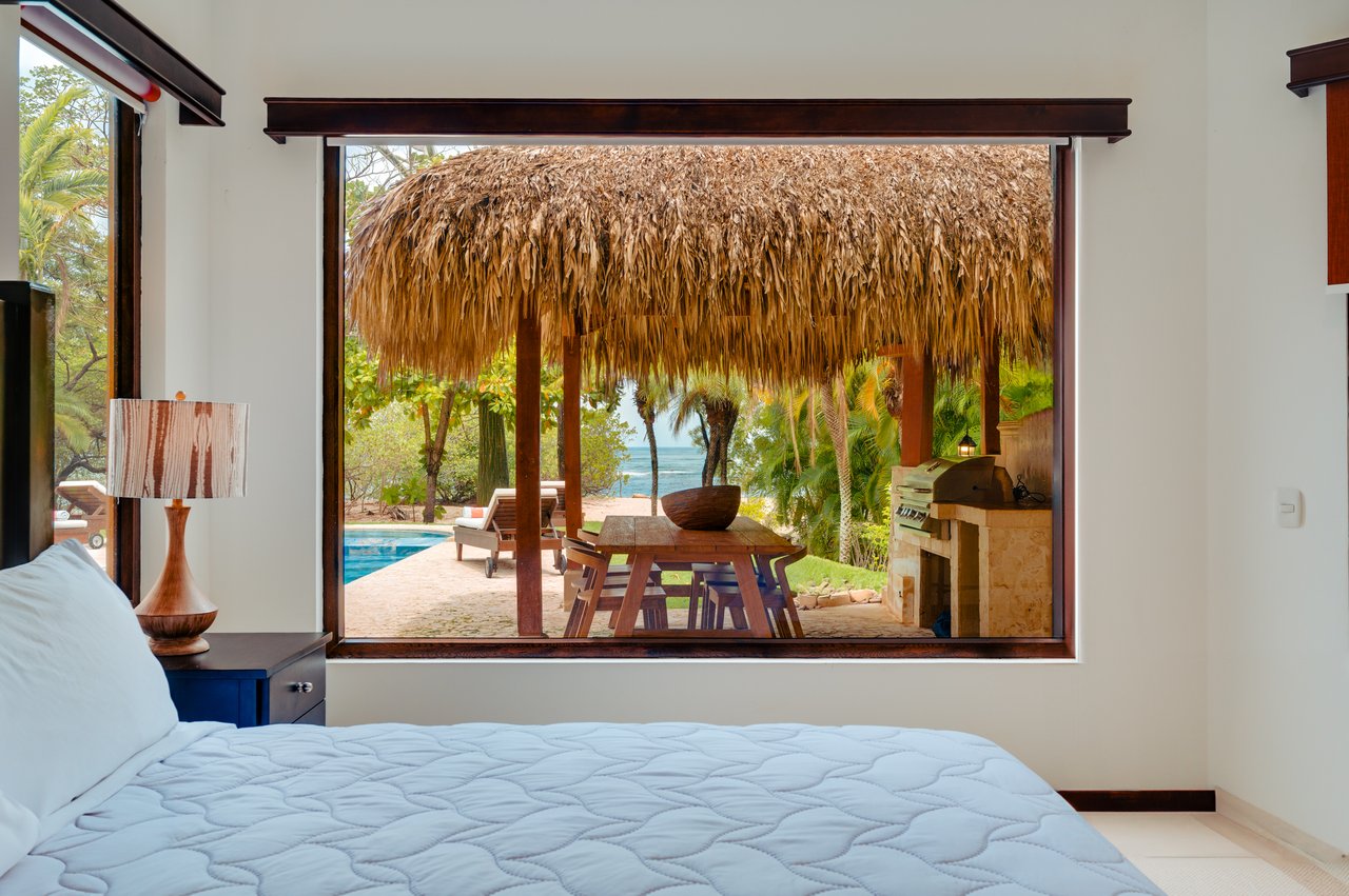 Casa Neptuno Beachfront Home  - Hacienda Pinilla