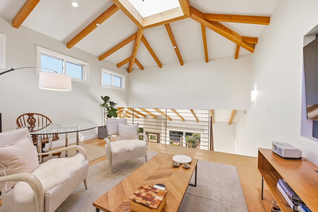 27008 Old Chimney Rd