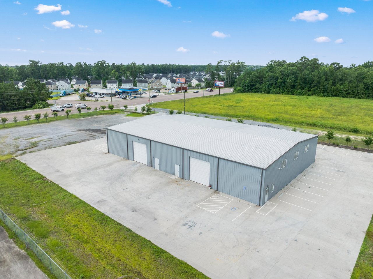 4,800 SF Flex/Warehouse – Hwy 17A, Moncks Corner