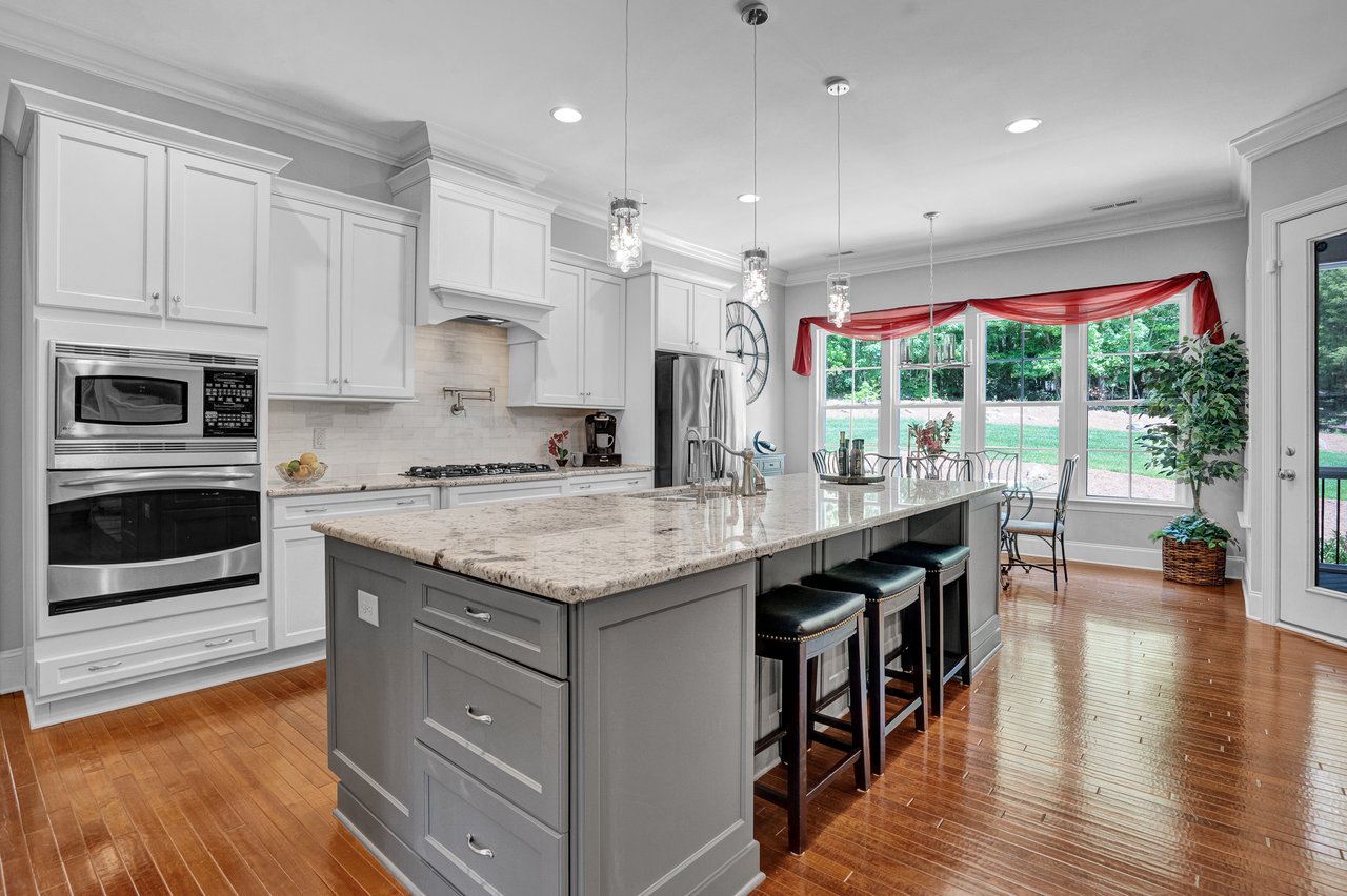 216 Colonial Ridge Drive