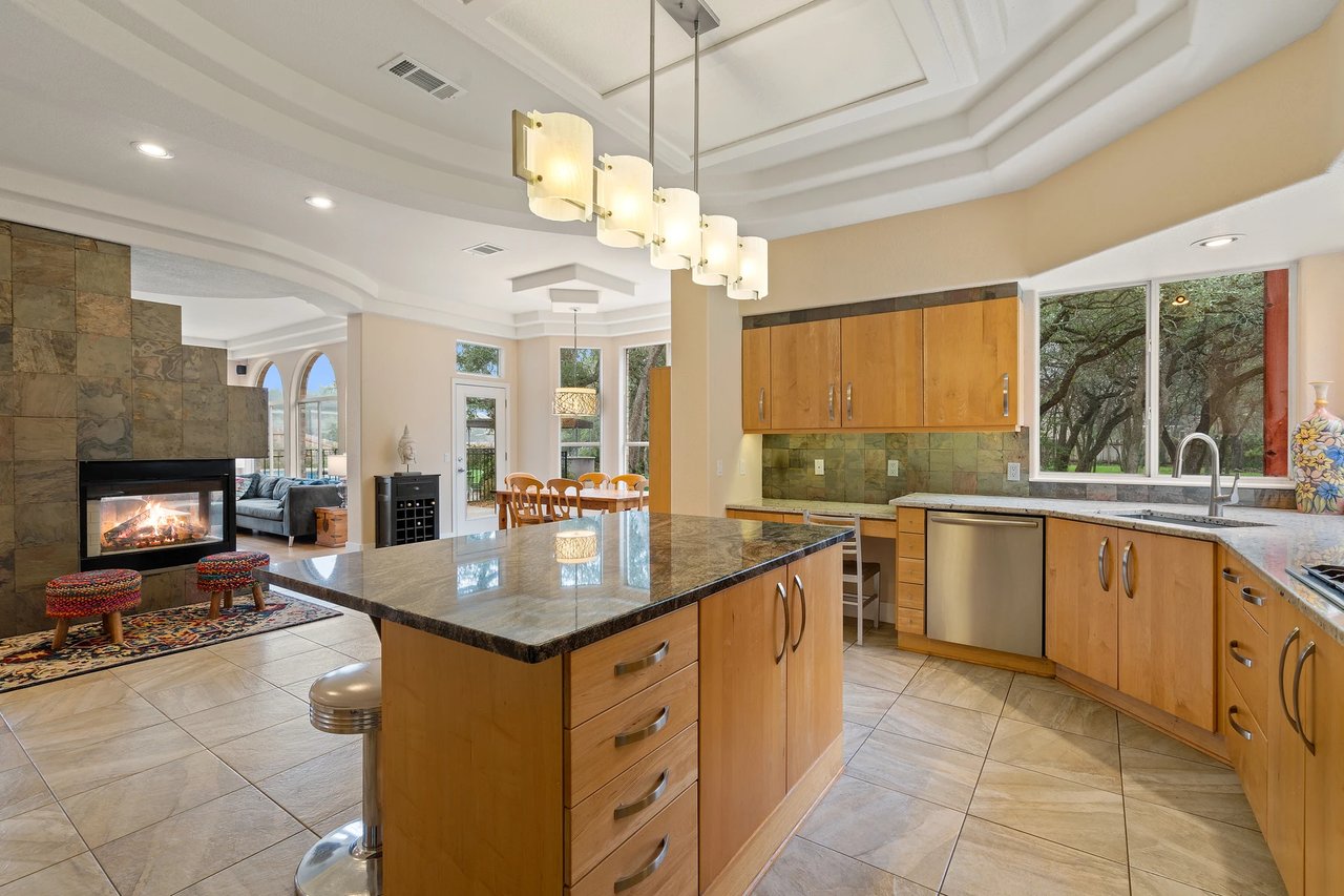 3813 McNeil Dr