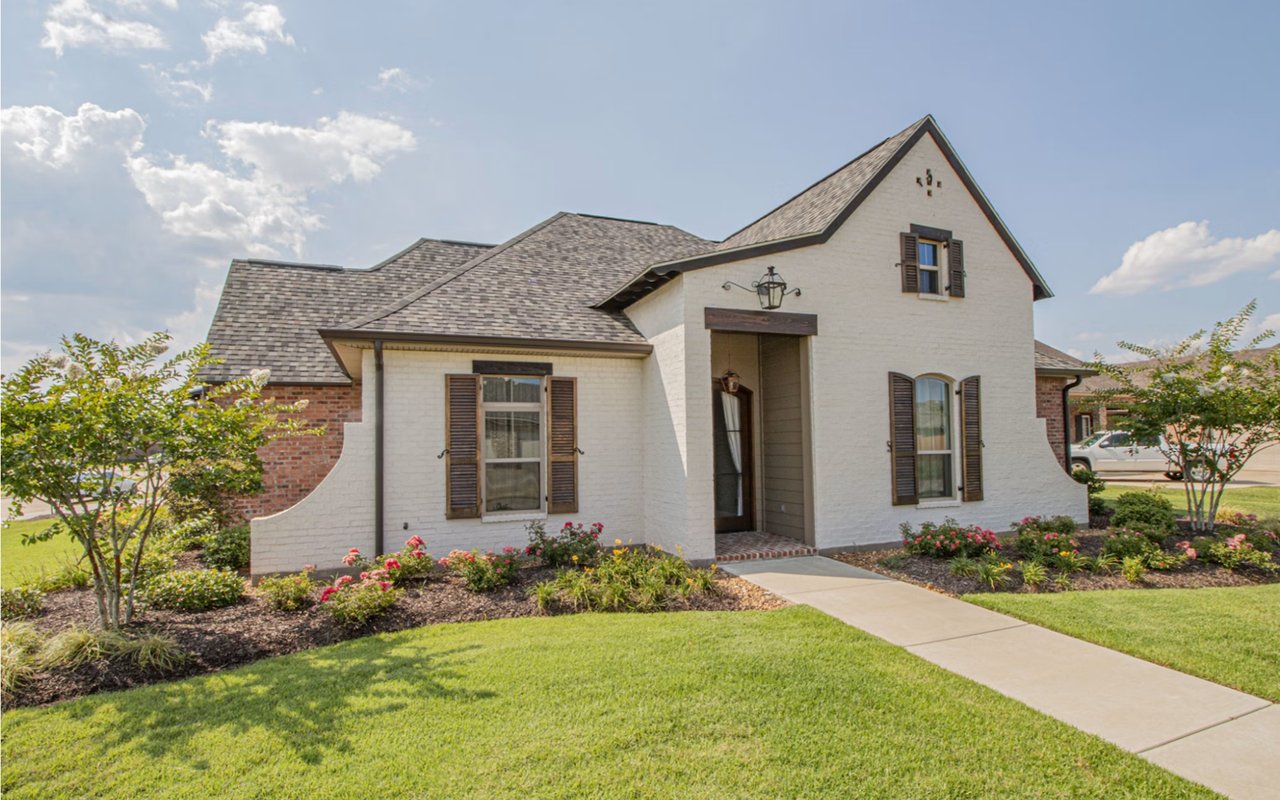 Top Landscaping Tips to Improve Curb Appeal in Hunterdon County