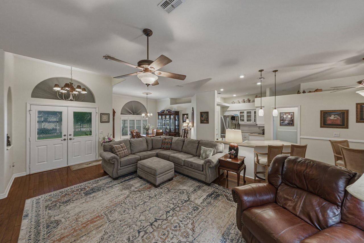 12215 WOODLANDS CIR