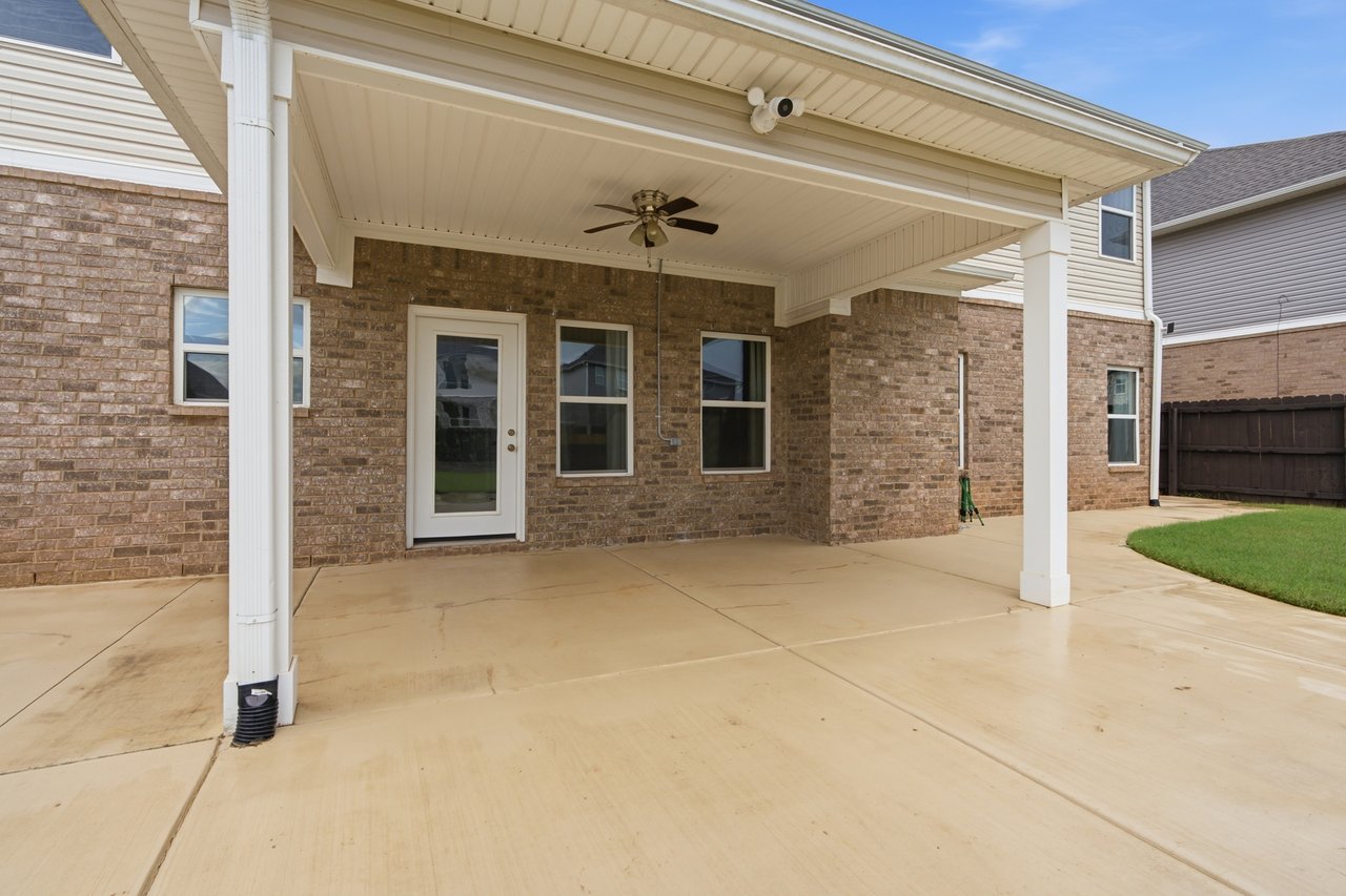 Spacious 4-Bedroom Living Near Redstone Arsenal & MidCity!