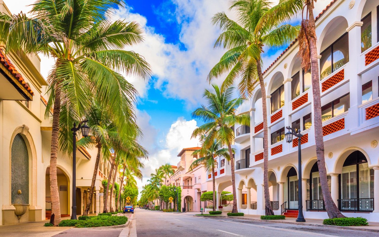 Buying in the Luxury Market in Palm Beaches