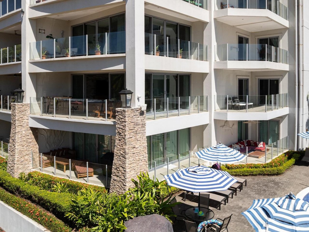 Remodeled Beachfront Condo, Jaco, Puntarenas