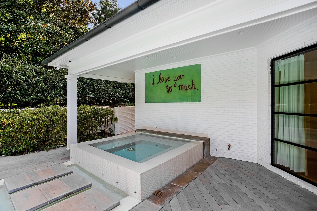 330 Tenney Cir