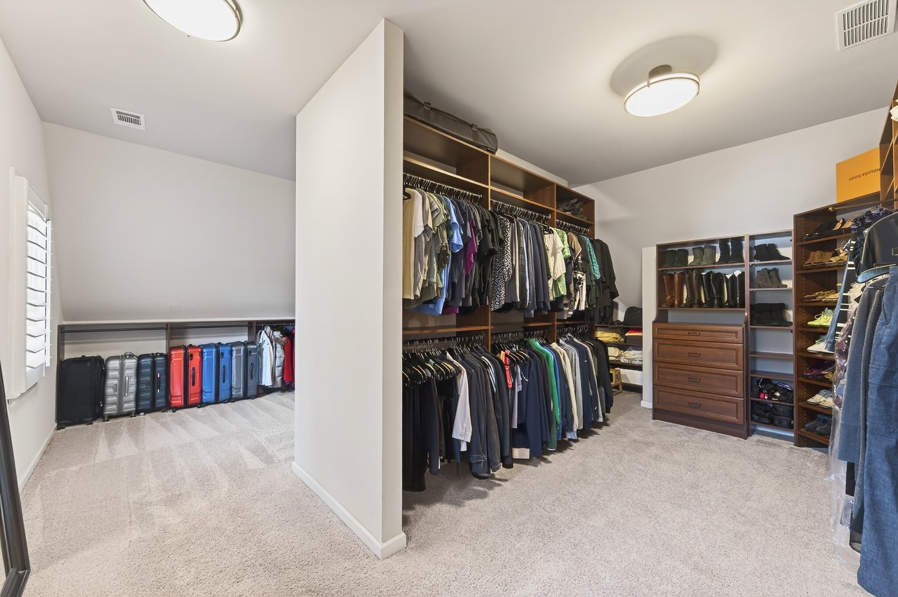 16750 Quayside Drive