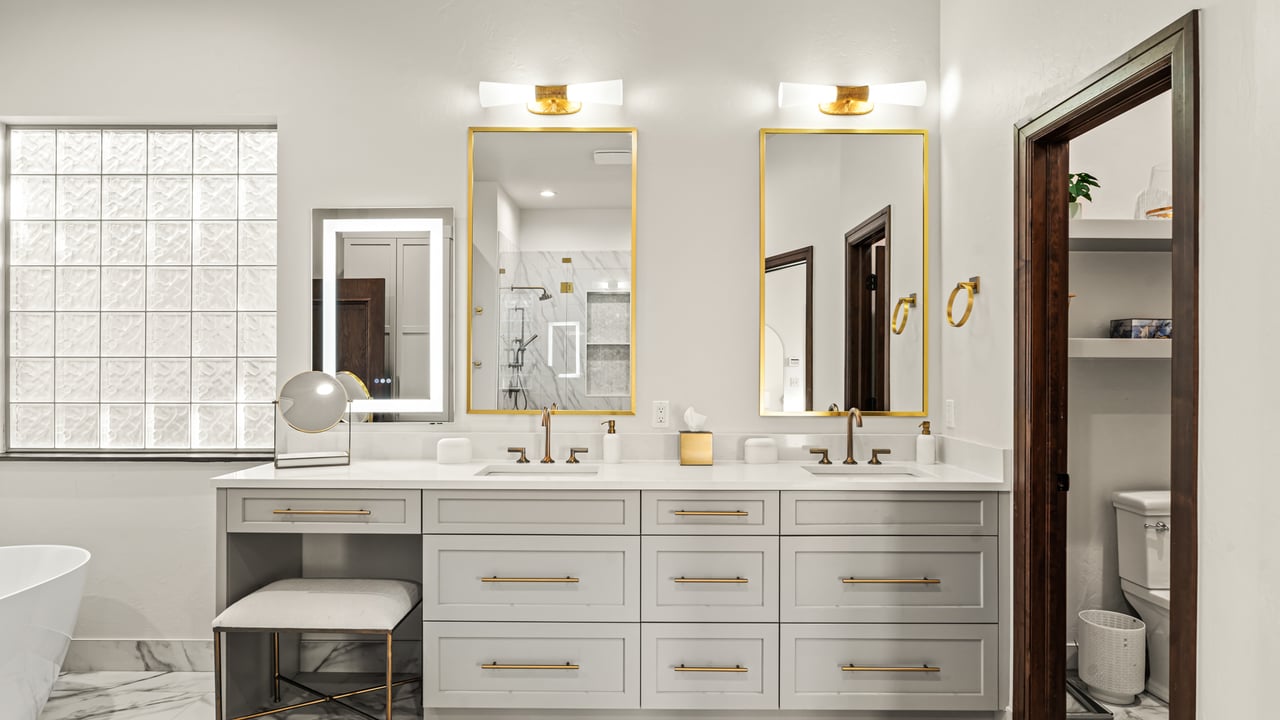 Luxury Listing of the Week - 1503 Redbud Hollow in Edmond, Oklahoma - Hidden Lake - Wyatt Poindexter - The Agency