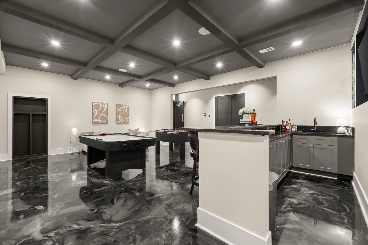  10160 Cedar Ridge Drive