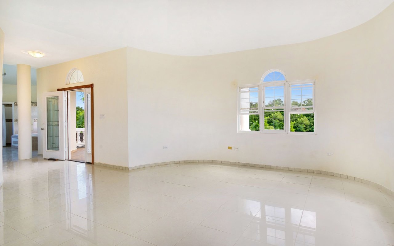 Resort Edge Villa / Les Sotto Voce