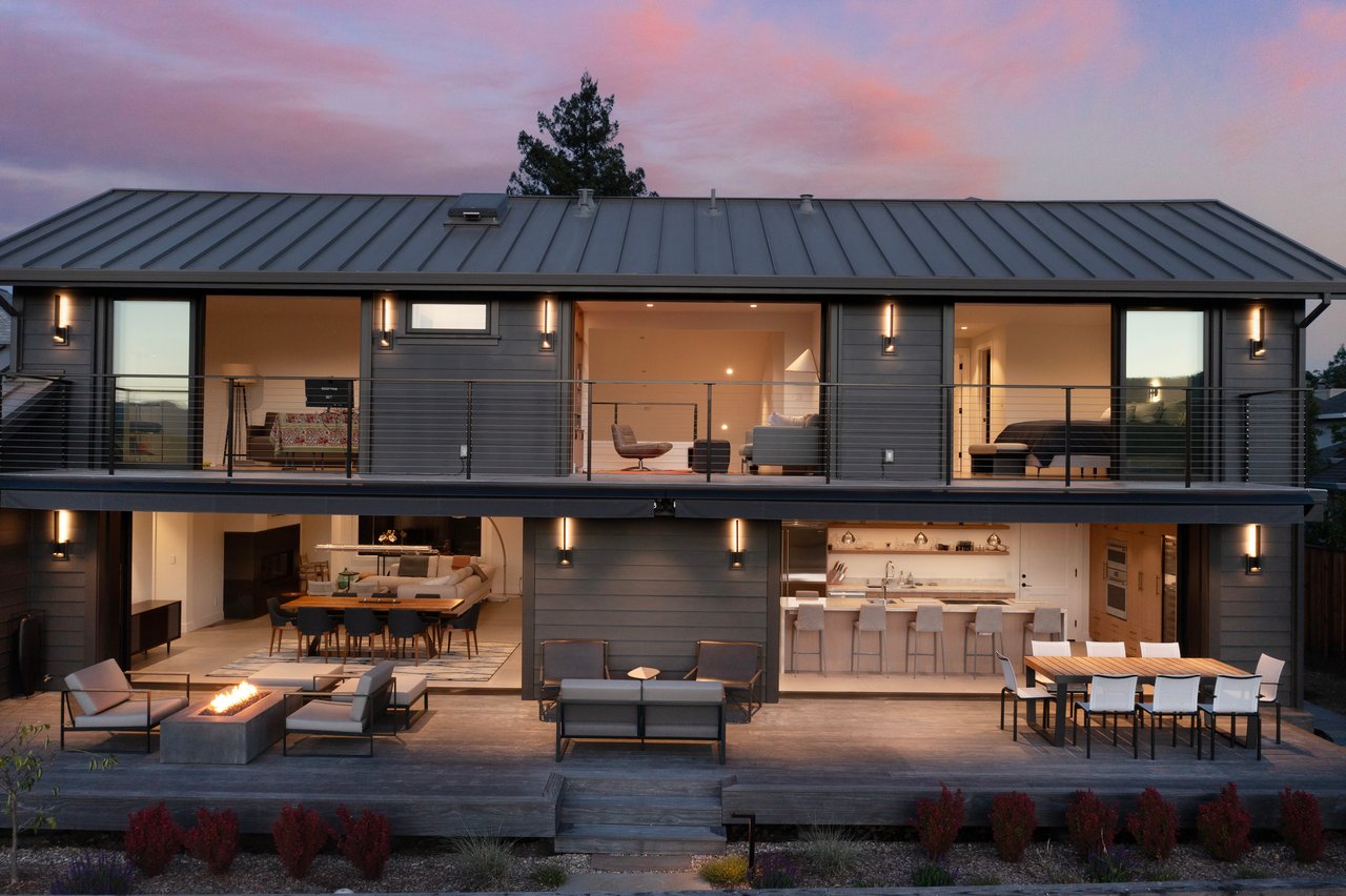 Contemporary Grove