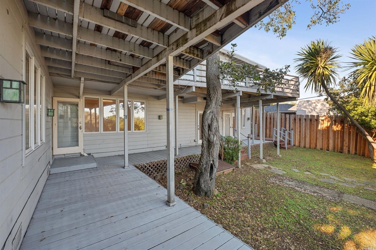 75 Monte Mar Dr