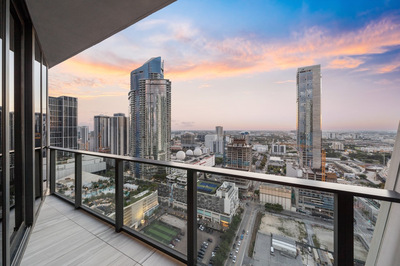 One Thousand Museum Signature Residence