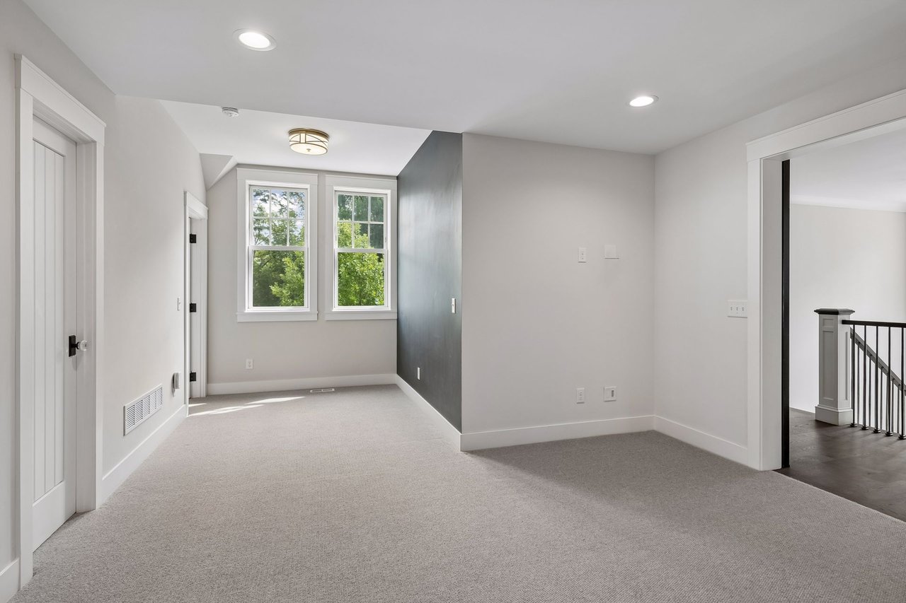 4240 Sidell Trail, Edina