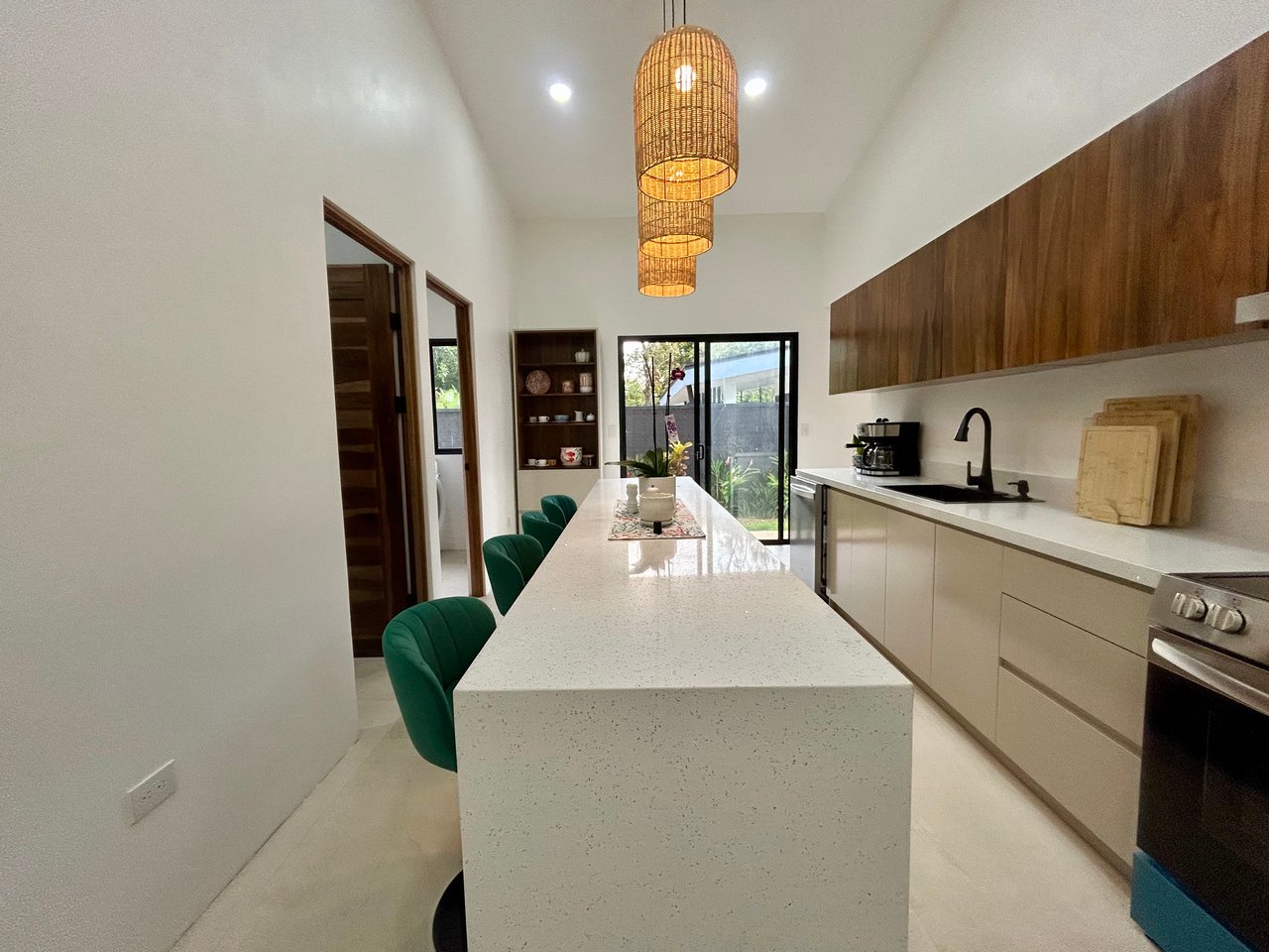 Casa Jardines – 3 Bedrooms, 2 Bathrooms, Brand-New with Pool