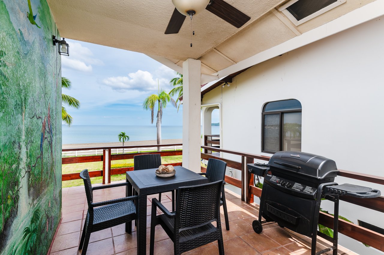Pacific Beach 4 | Adorable 2 Bedroom 2 Bathroom Beachfront Condo in Playa Potrero!
