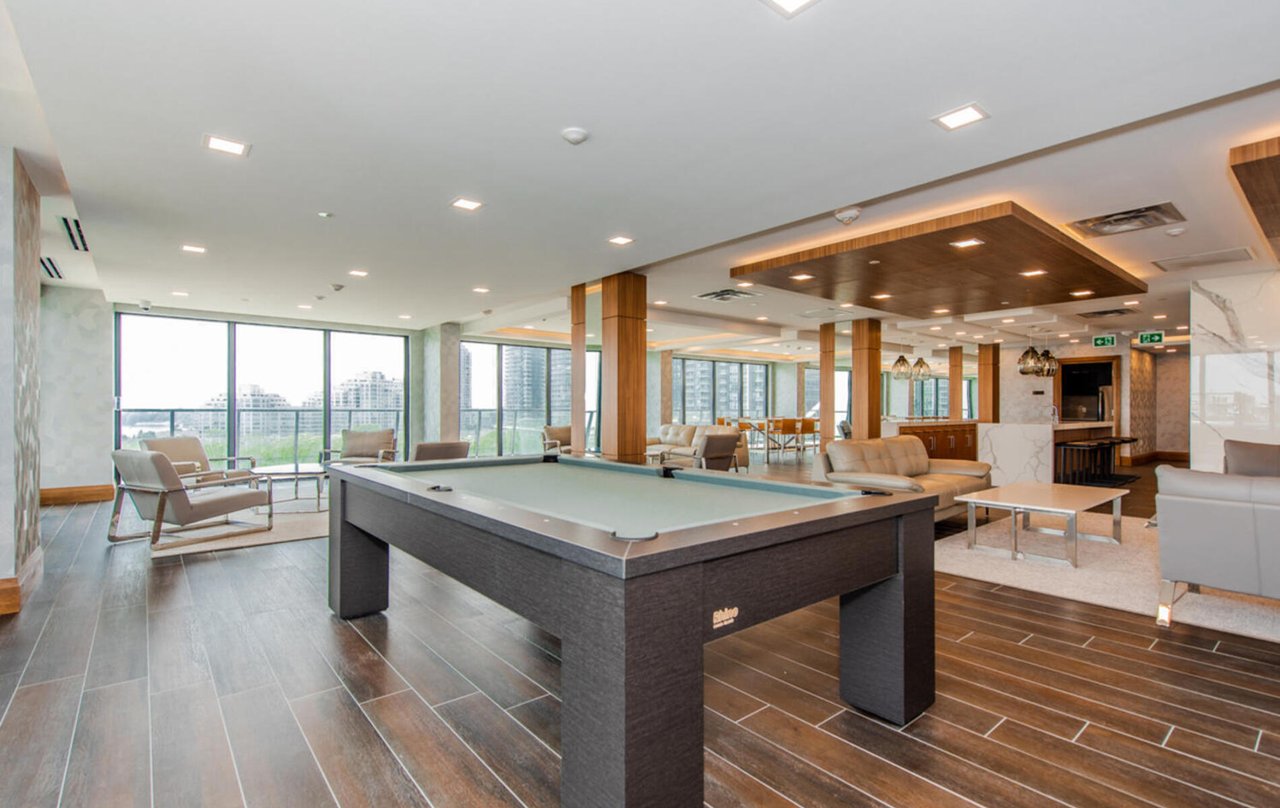 30 Shore Breeze Drive Unit: 2213