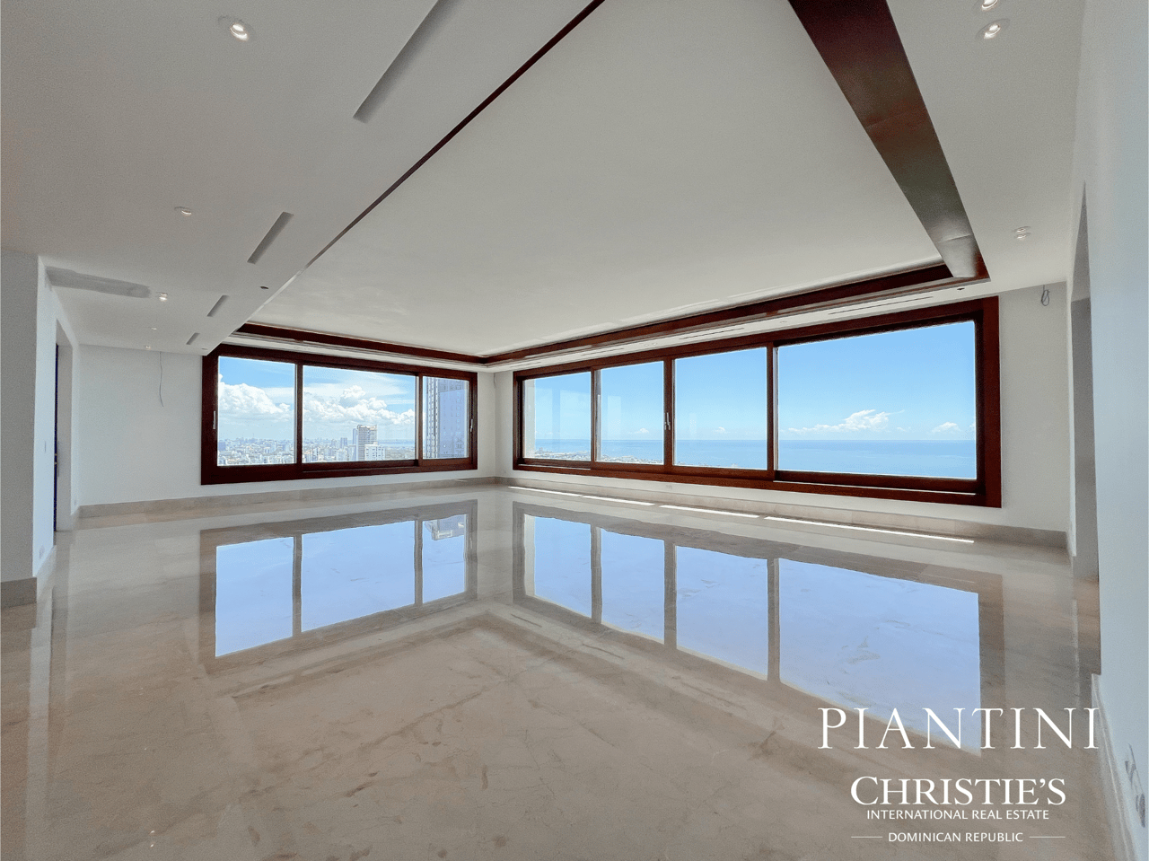 Luxury Ocean View Condo