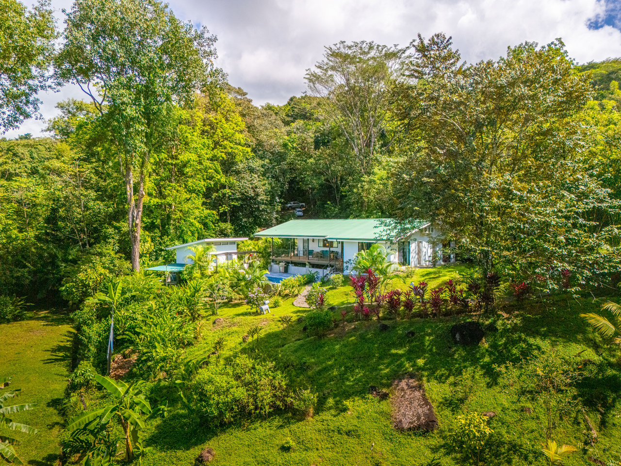 Casa by the Sea, Uvita Home and Casita