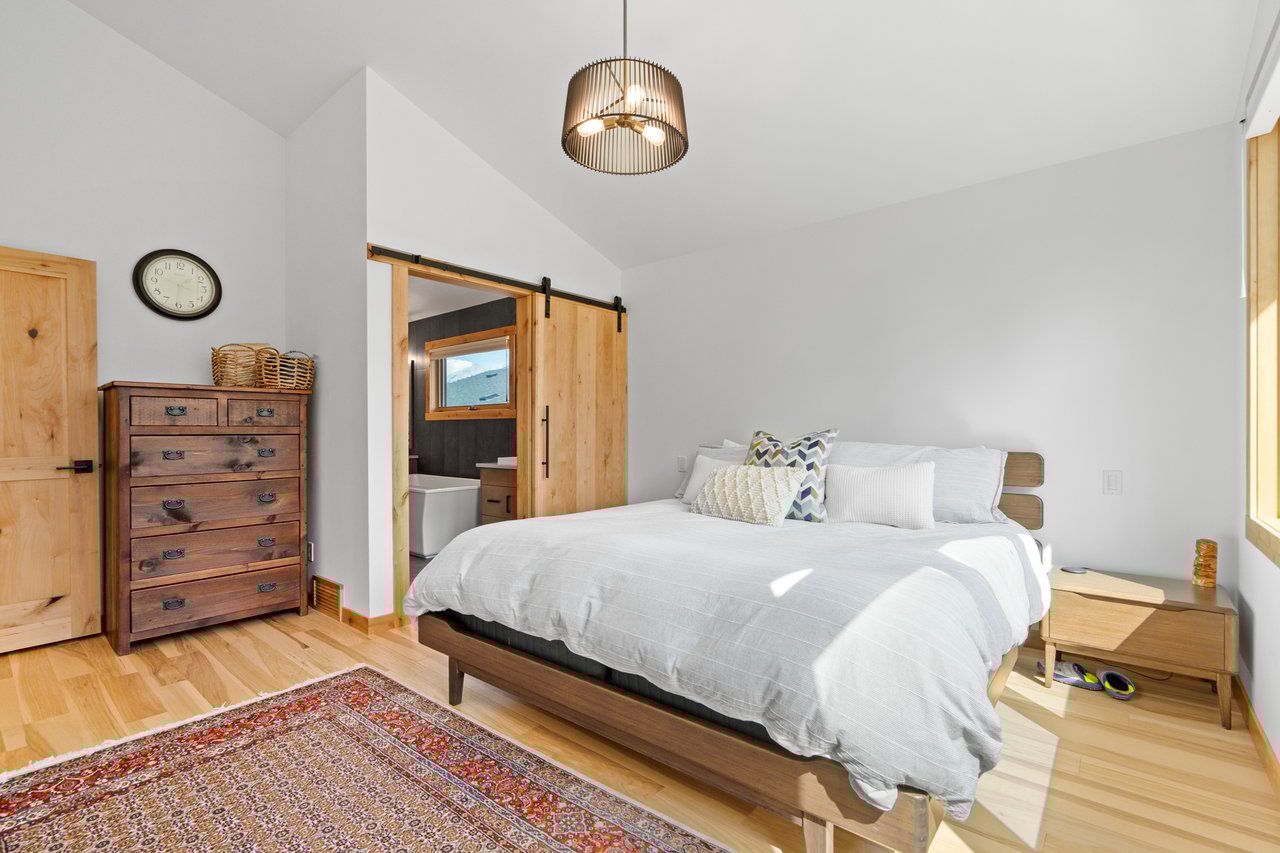 232 Stewart Creek Rise