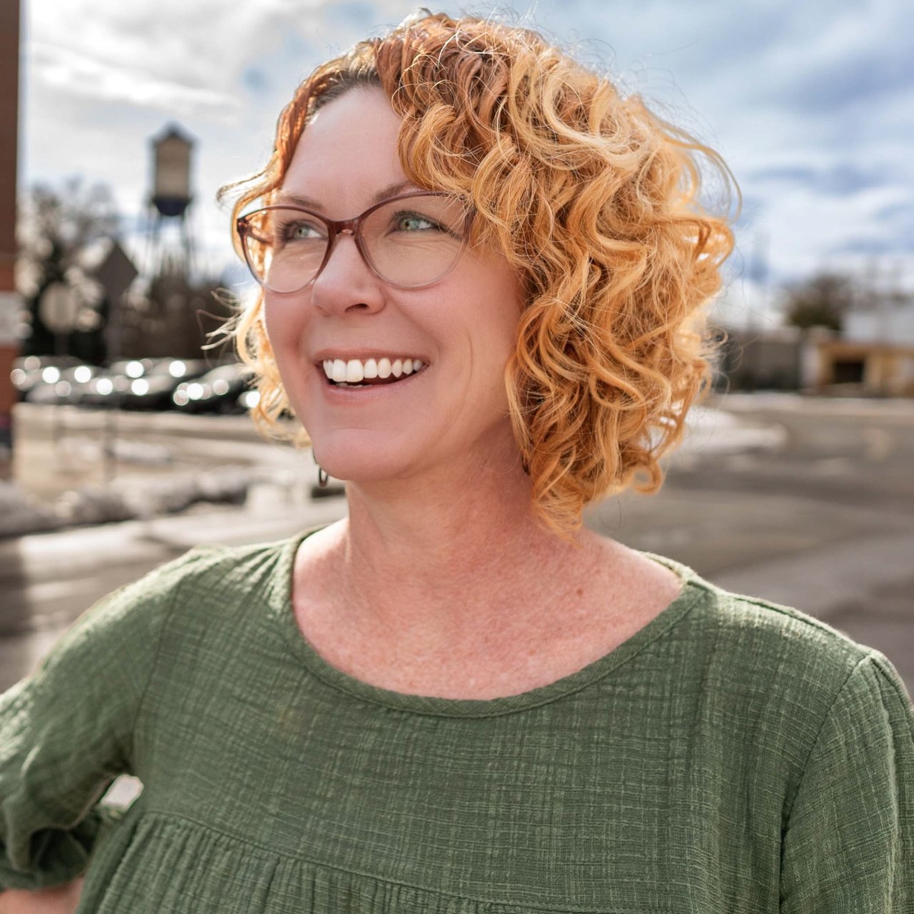 Erin McDougal Arvada, CO Real Estate Agent Headshot