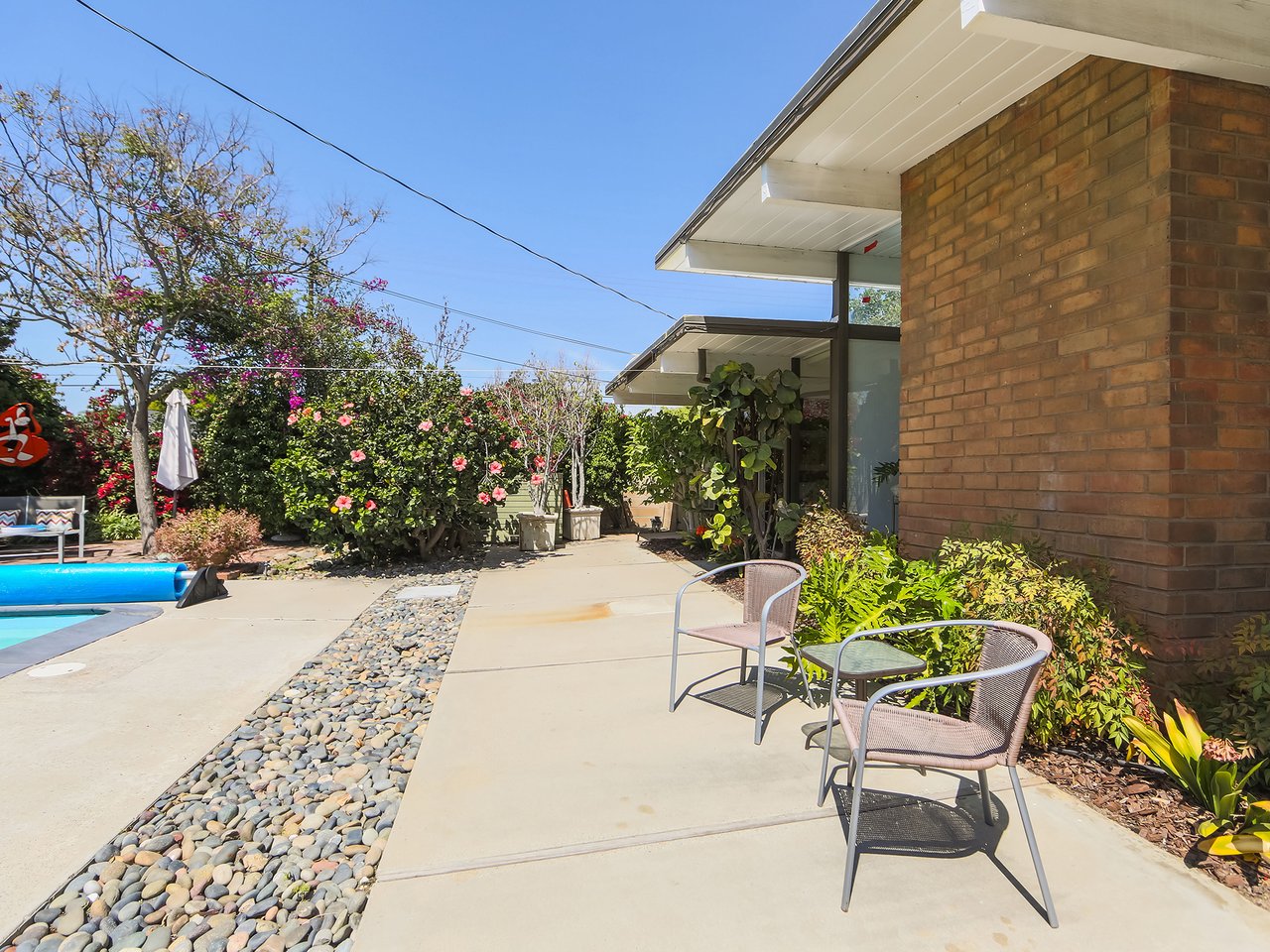 EICHLER Home For Lease In Orange....The ONLY One