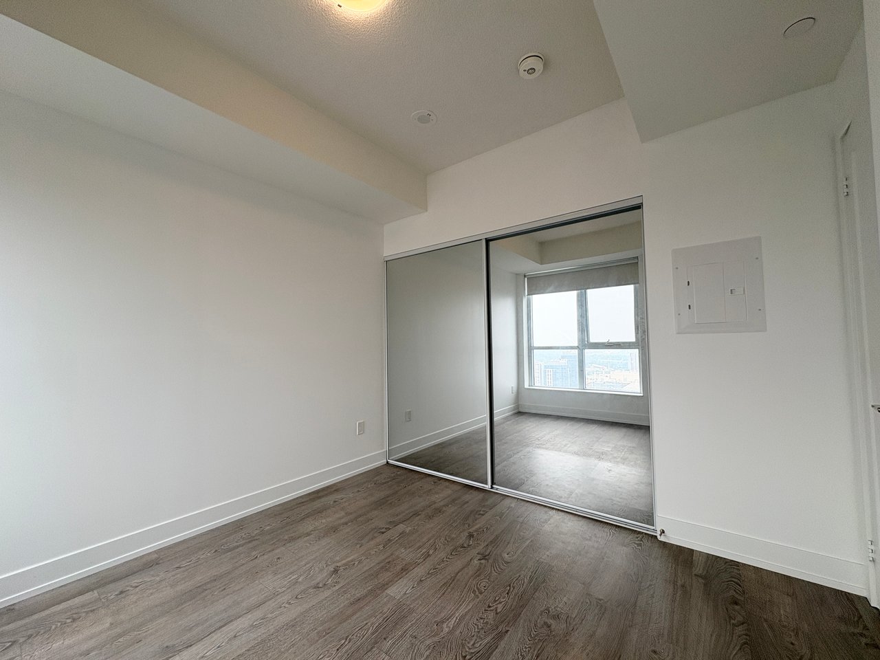 9 Mabelle Avenue, Toronto W08 Unit: 3425