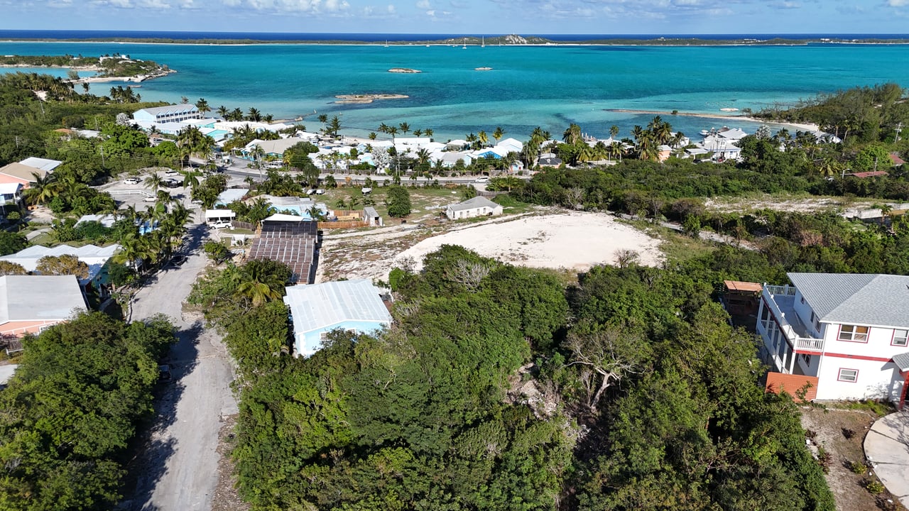 Exclusive 2.2-Acre Harbourview Lot in Exuma