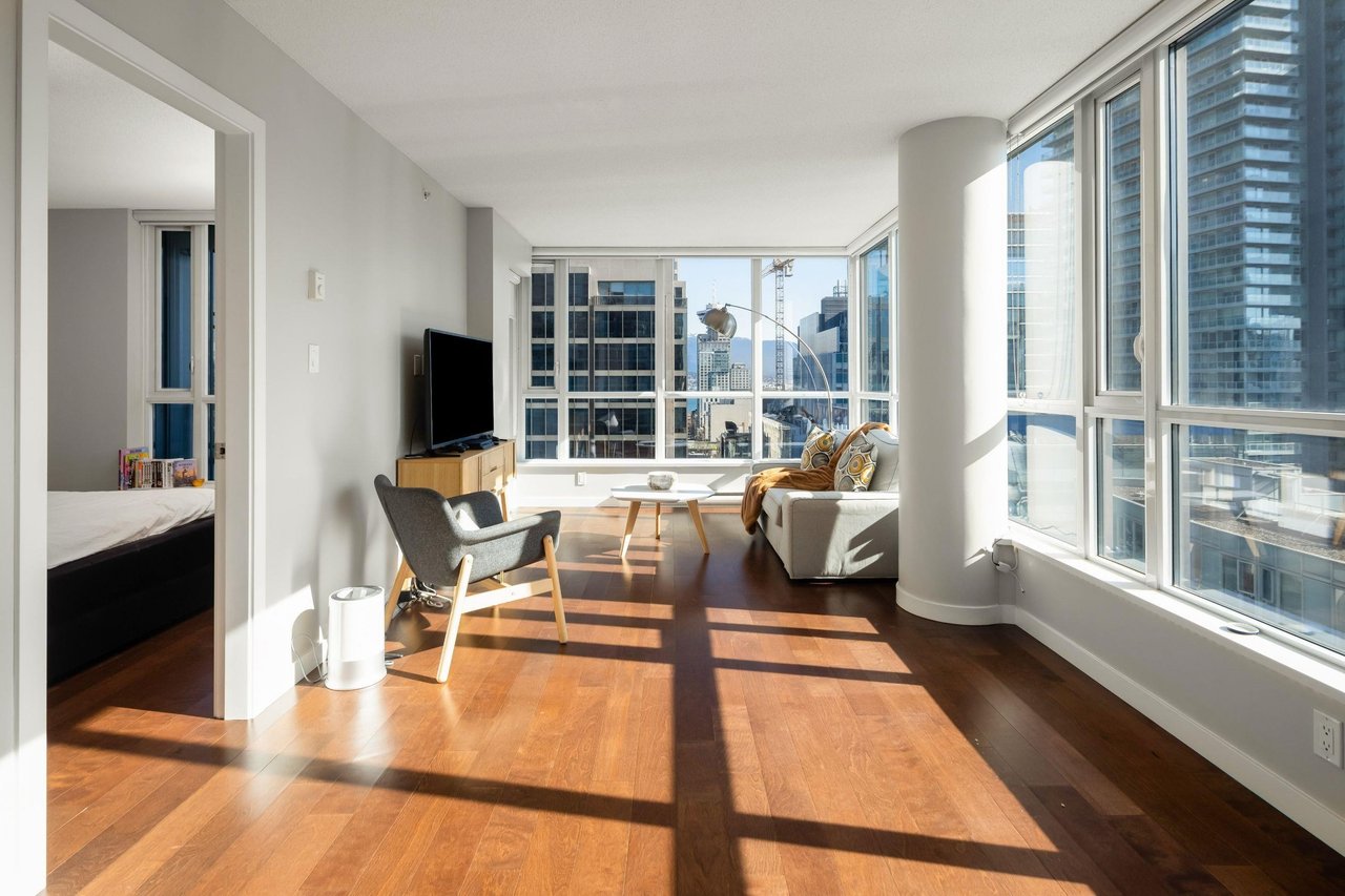 833 Seymour St, #1603