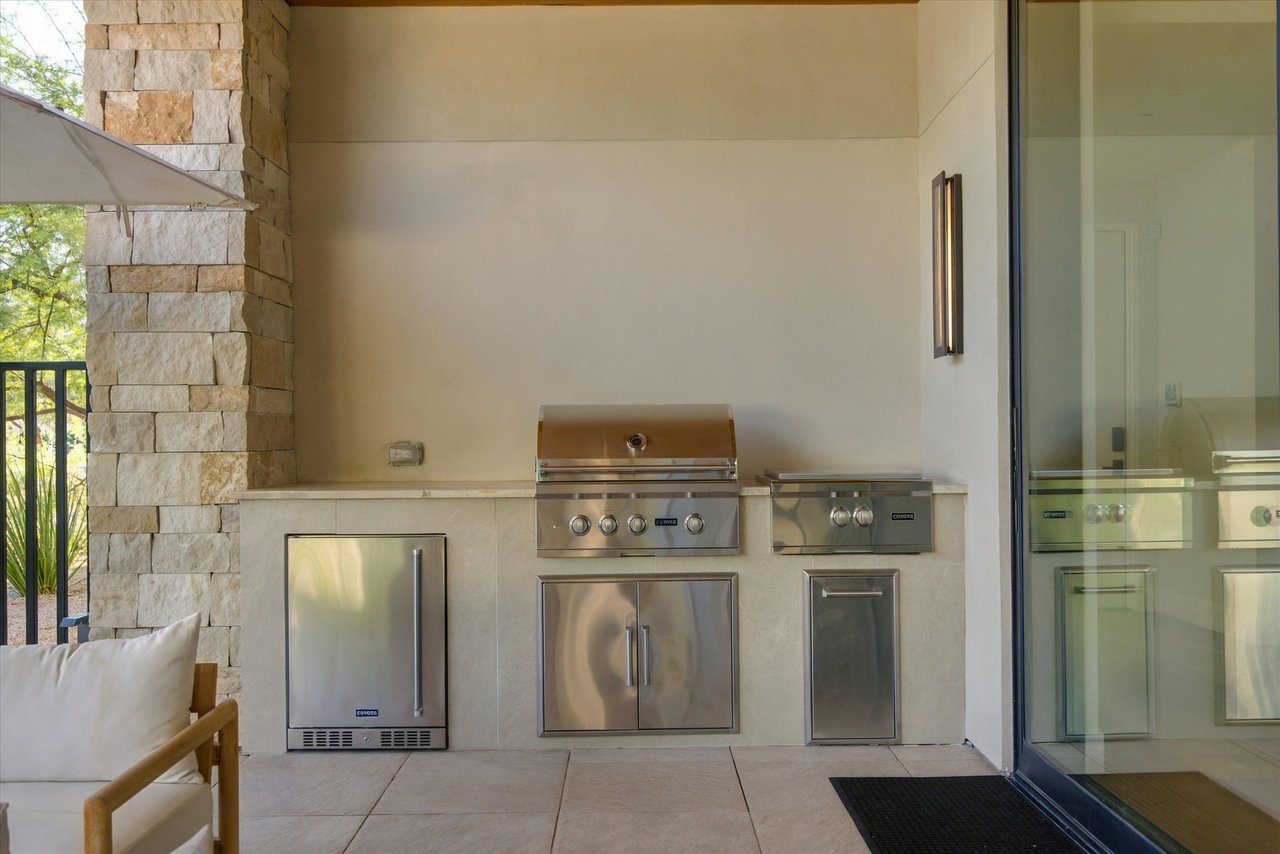 6311 E PHOENICIAN Boulevard 17
