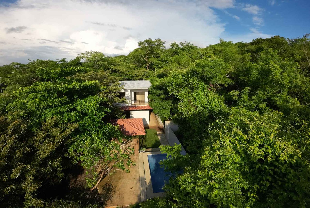 Casa Rayo de Sol | 4BR Tropical Home Minutes from Playa Avellanas