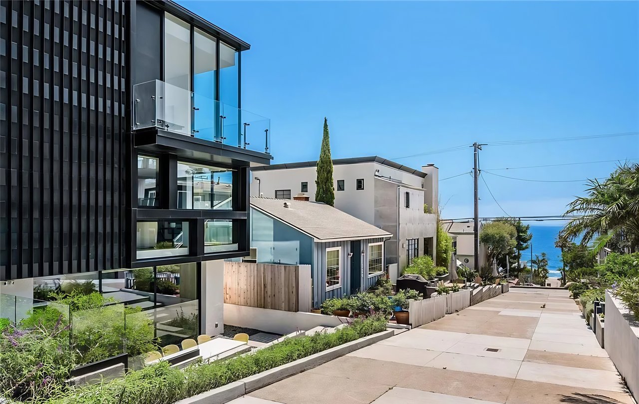 Manhattan Beach