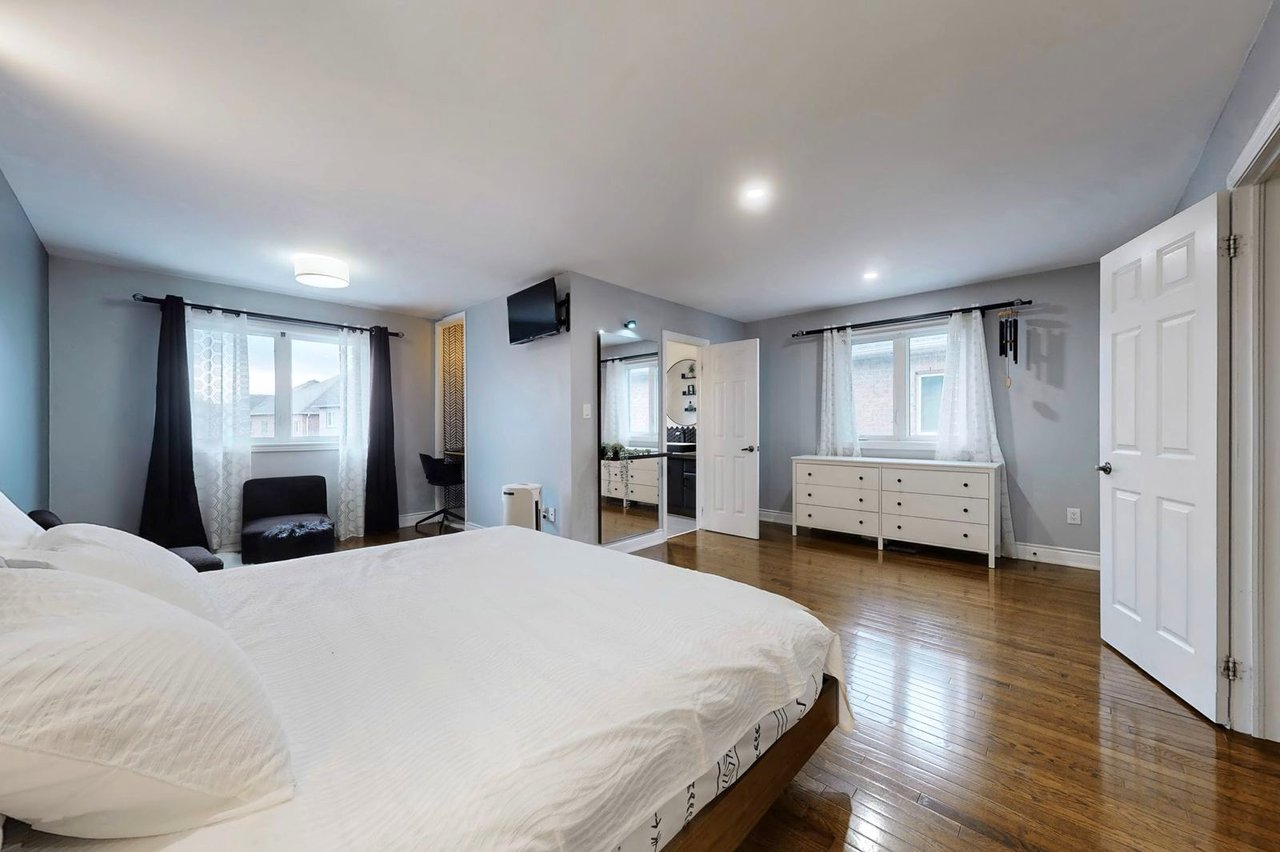 727 Vellore Park Avenue