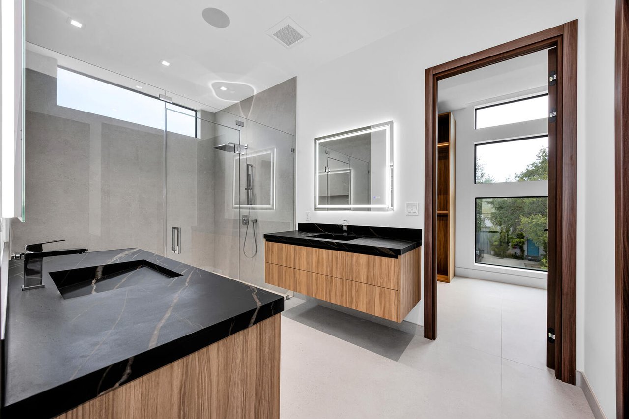 Just Built Modern Luxury