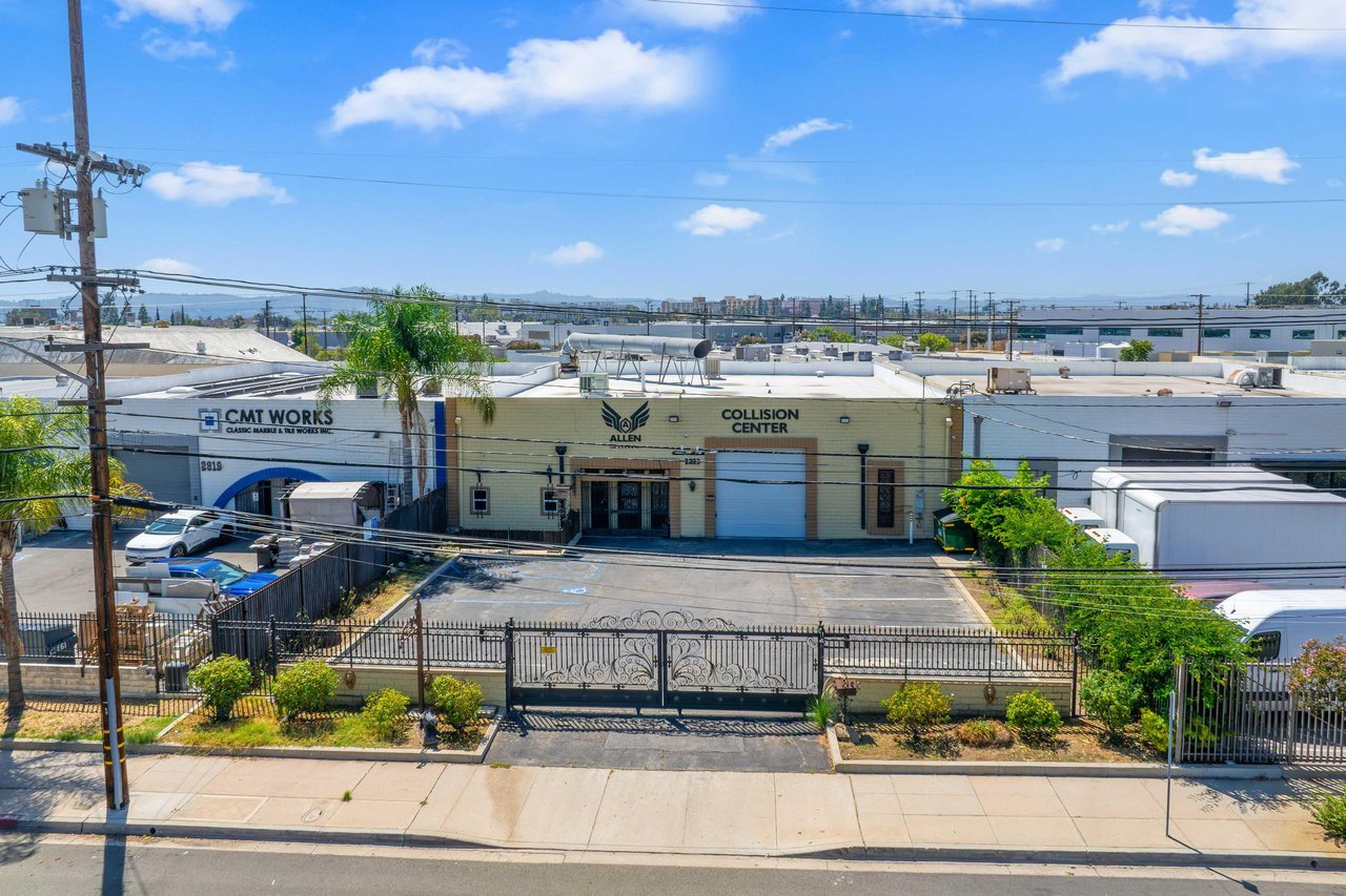 2823 N. San Fernando 