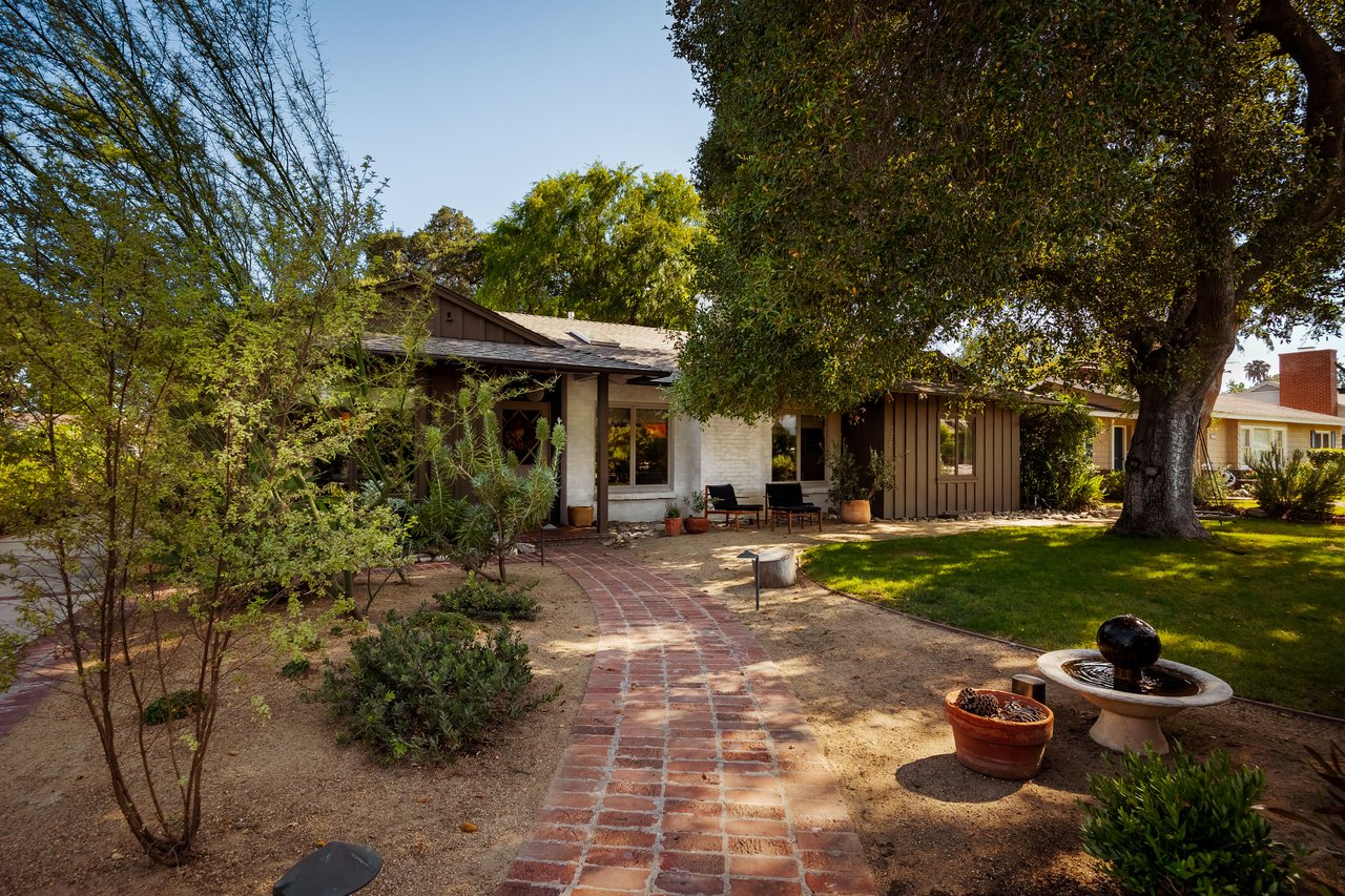 650 W 11th Street