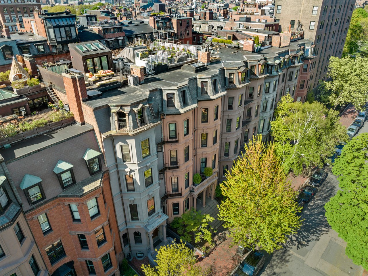 On the Prestigious First Block of Marlborough Street