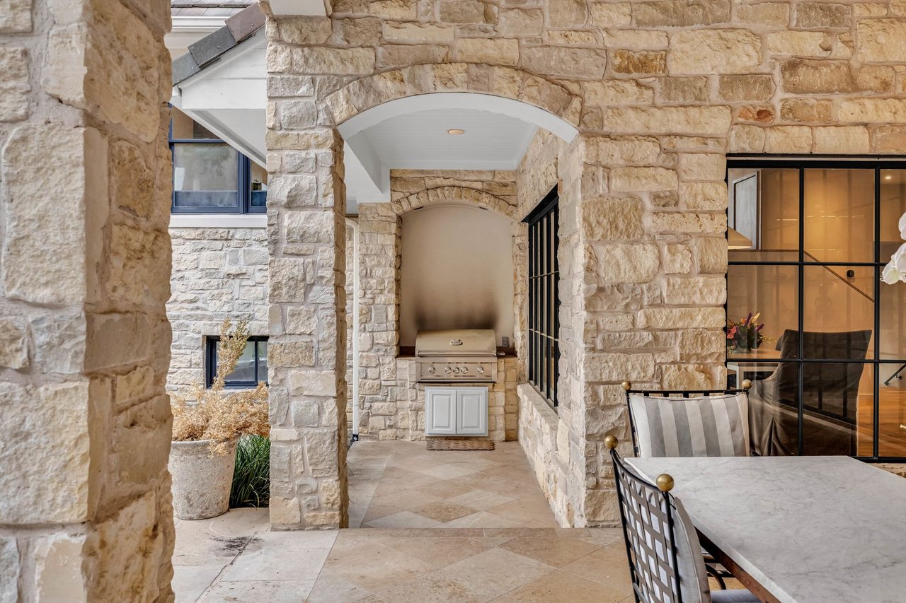 The Summit House