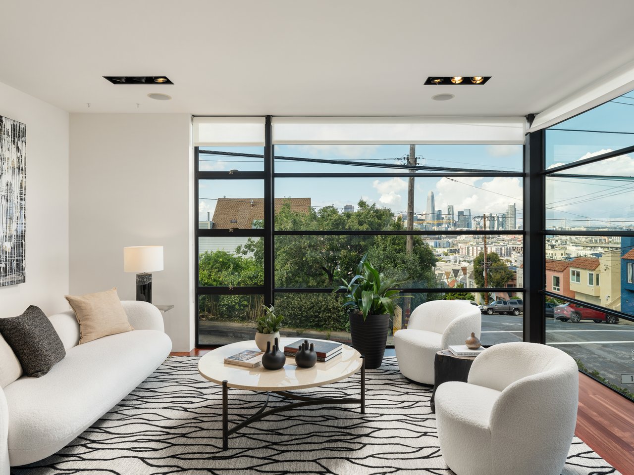 An Urban Compound for Life in Motion