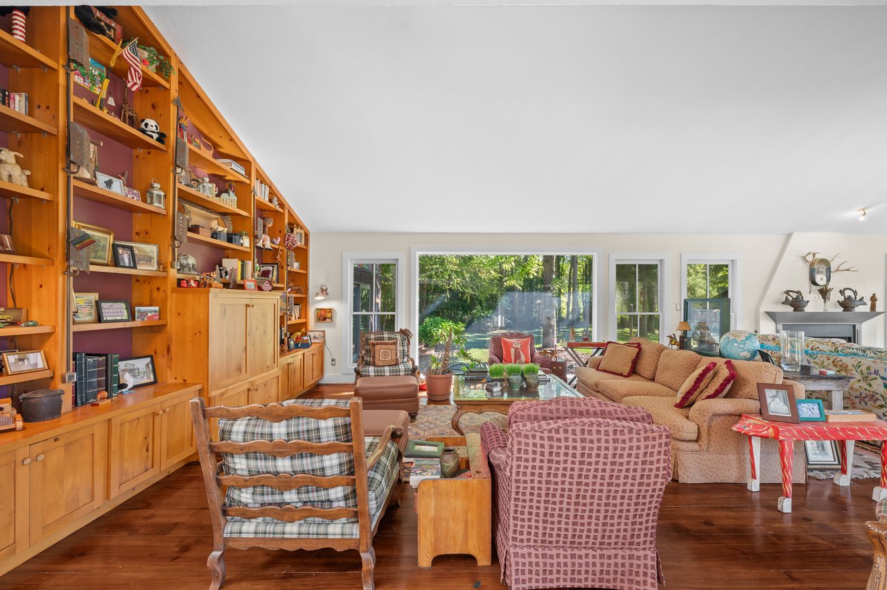 2408 E 800 N, La Porte, IN 46350