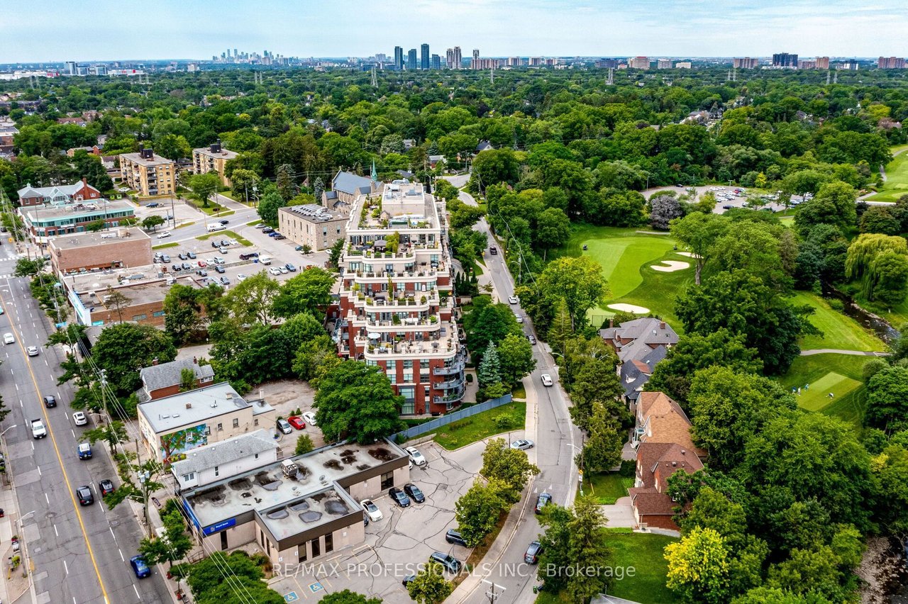CONDO LIVING IN LUXURY 