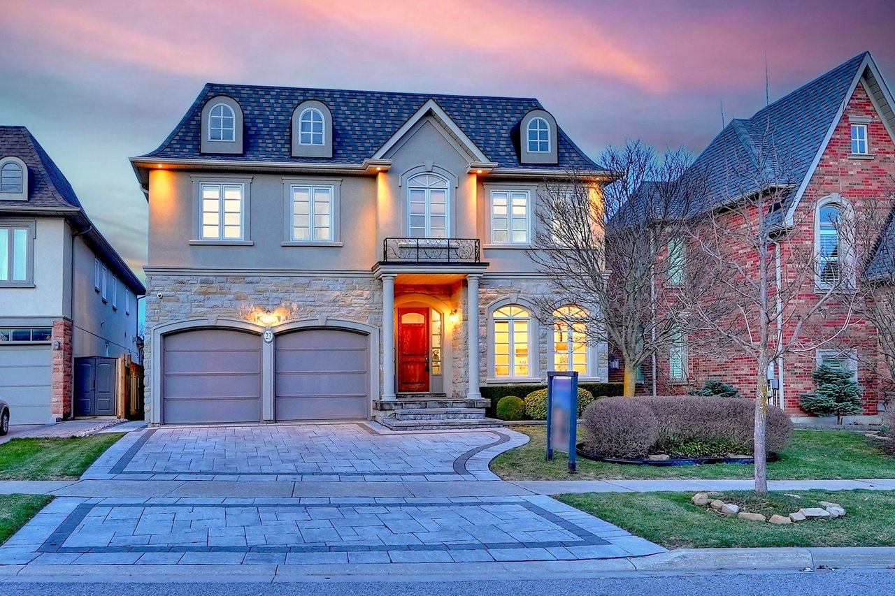 23 Ormsby Crt
