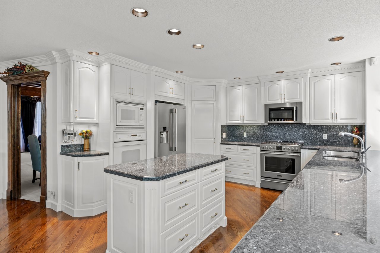 7 Biggar Heights Bay