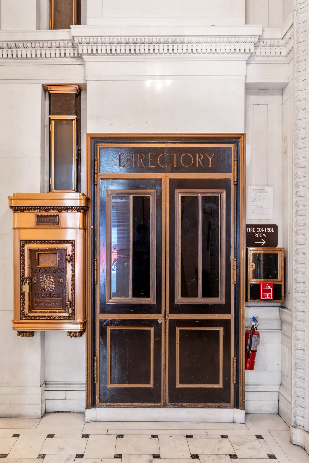 201 Sansome St #401