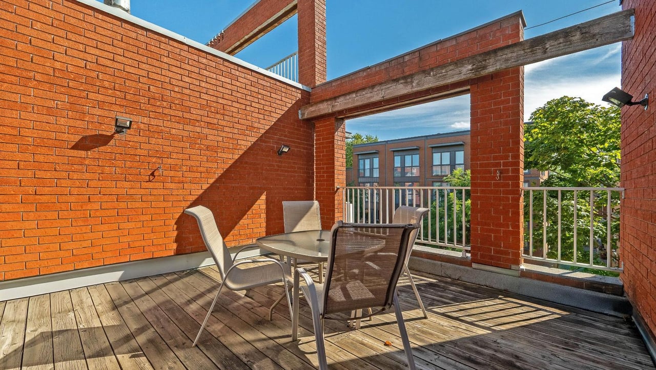 Outremont | Townhouse with two rooftop terraces
