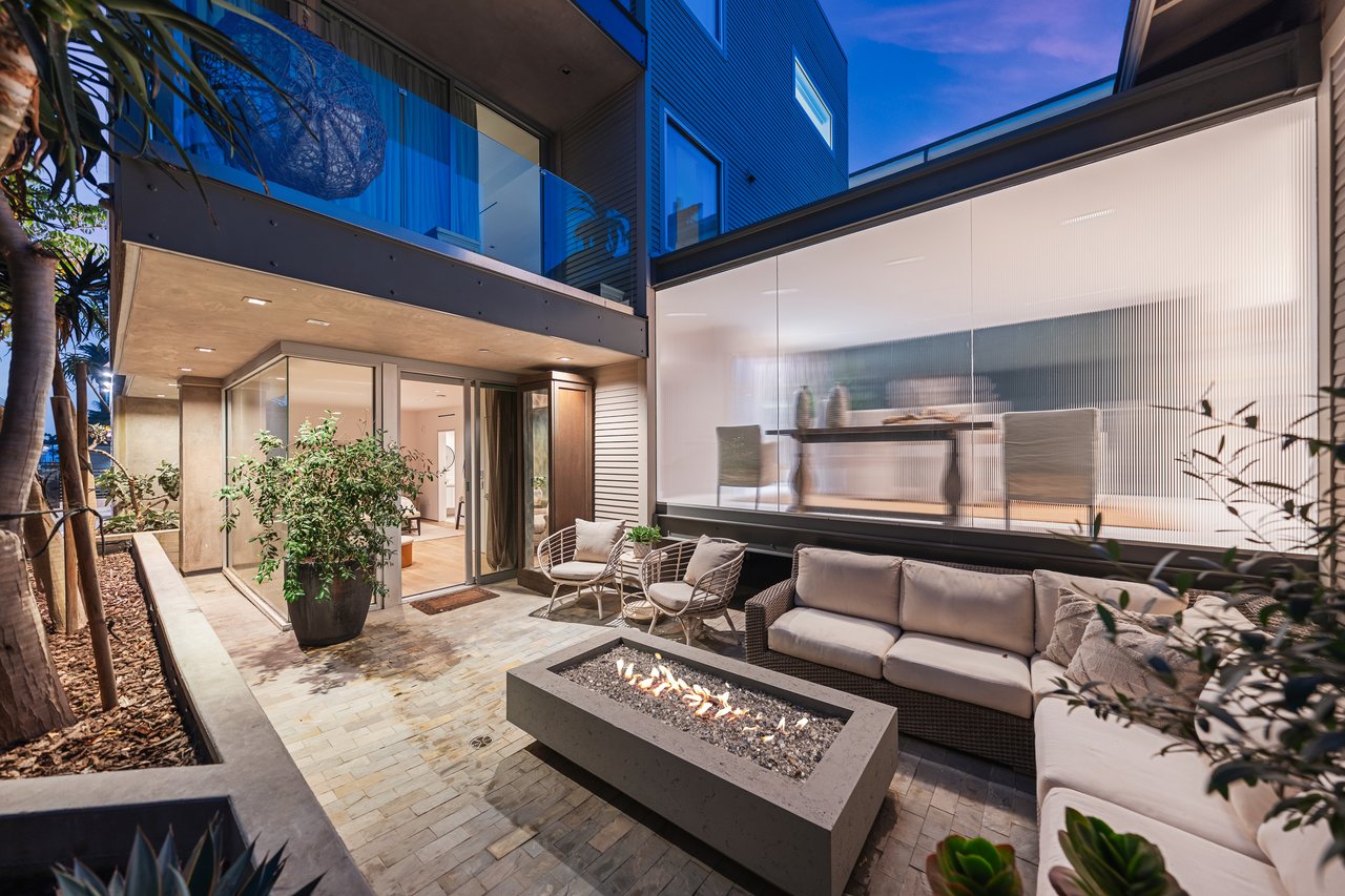 1012 2nd St Unit: 1, Santa Monica 