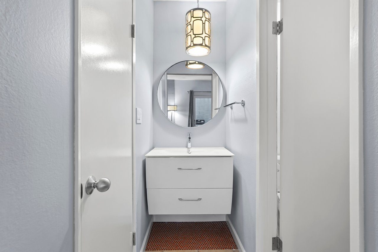 1013 16th St Unit: 101