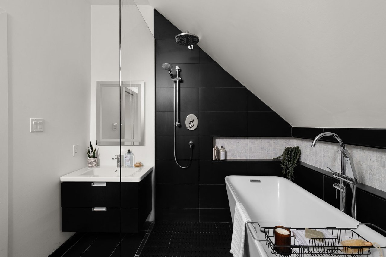 36 Sophia Street West, Barrie