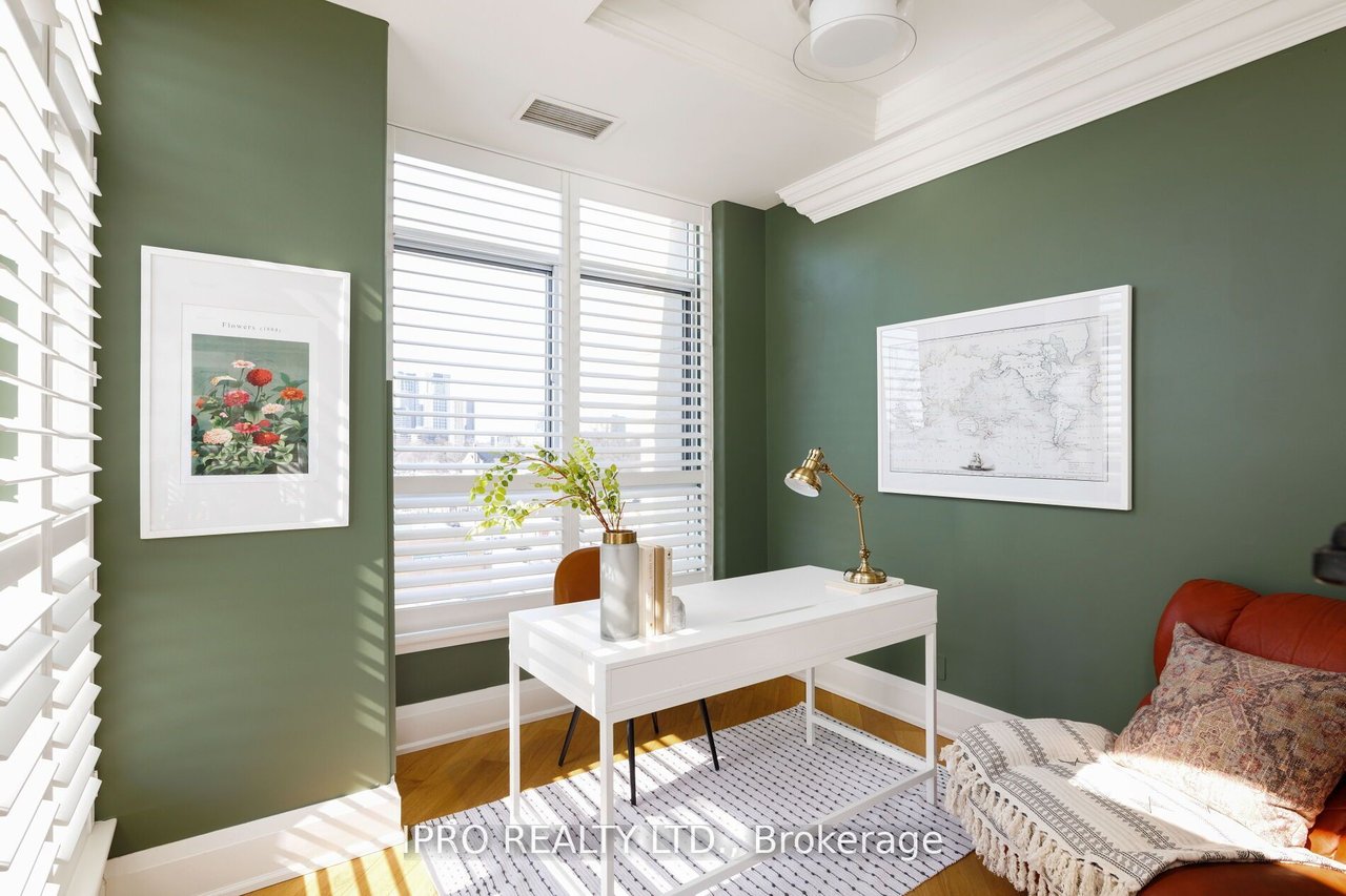 BOUTIQUE LIVING 